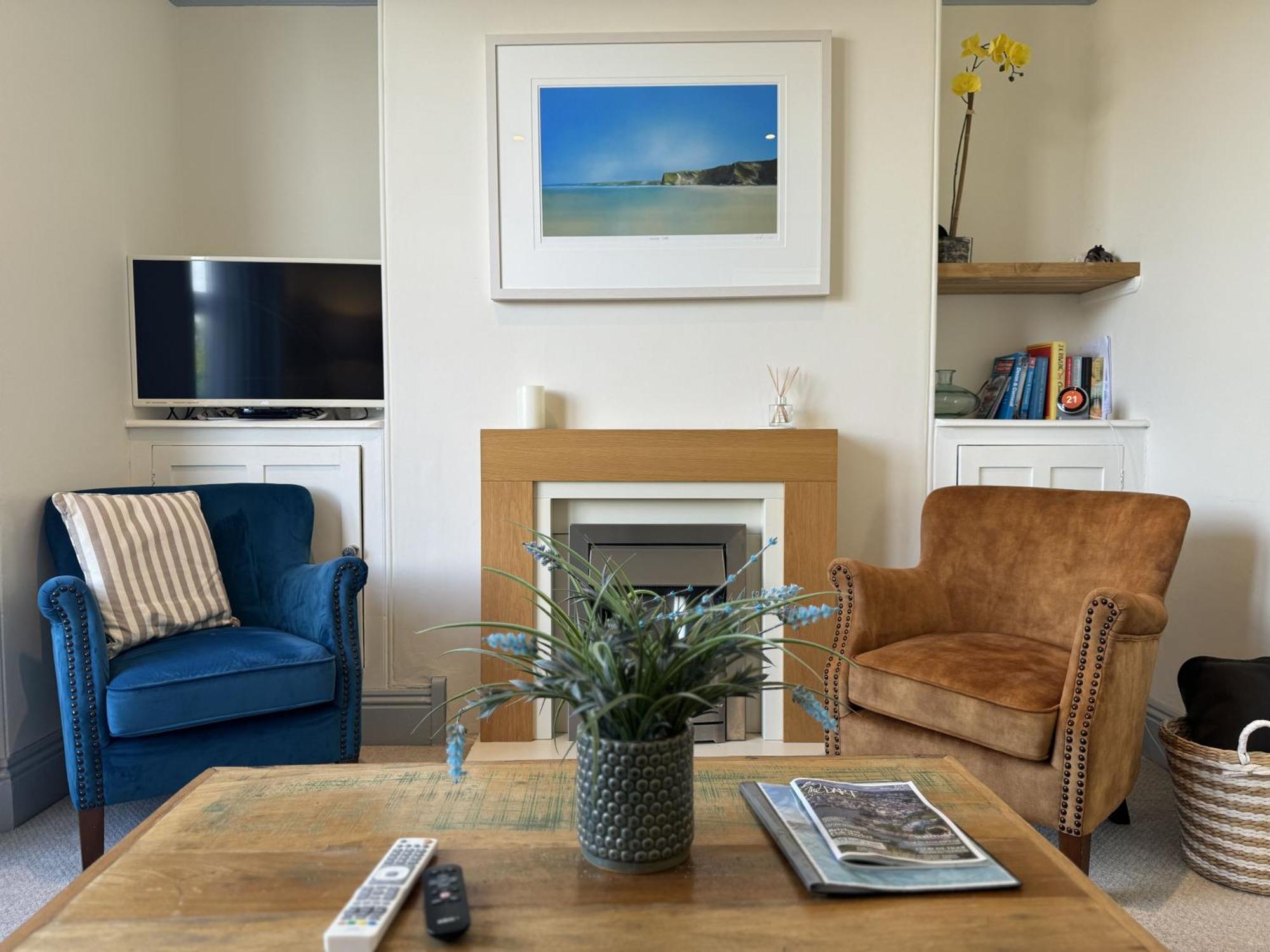 Holiday home Ferry View - Views Over The Dart, Elegant Three Storey House, Unique Sky