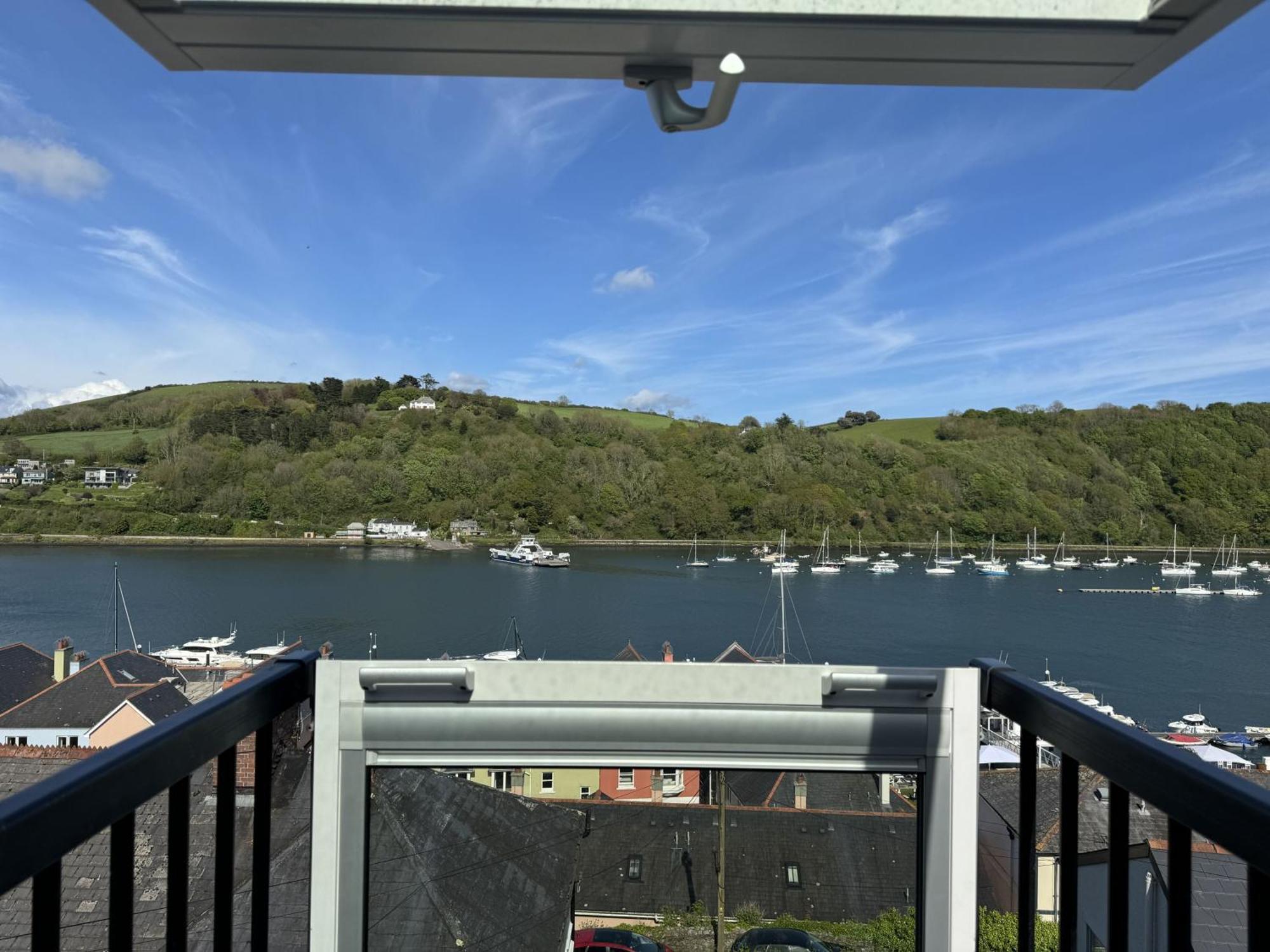 Holiday home Ferry View - Views Over The Dart, Elegant Three Storey House, Unique Sky Dartmouth